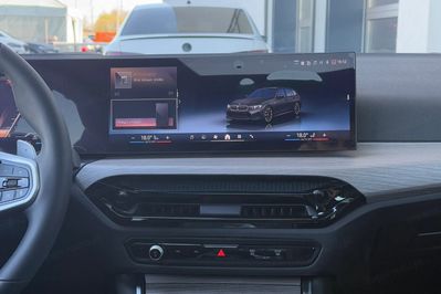 BMW Seria 3 Touring 330i xDrive M Sport