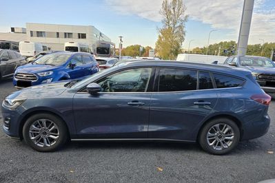 Ford Focus 1.0 Ecoboost Mhev Titanium x