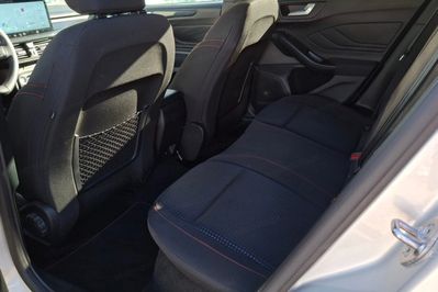 Ford Focus 1.0 EcoBoost ST-Line X