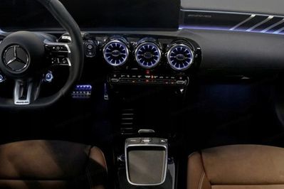 Mercedes Klasa A 35 AMG 4-Matic