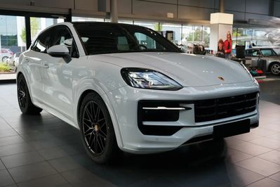 Porsche Cayenne Coupe Black Edition
