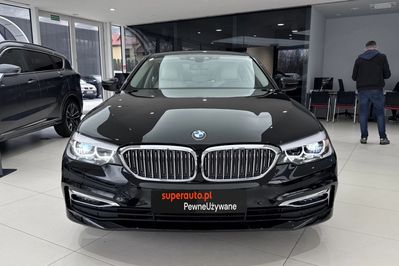 BMW Seria 5 520d xDrive Luxury Line aut