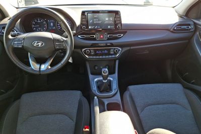 Hyundai i30 1.5 T-GDI Smart
