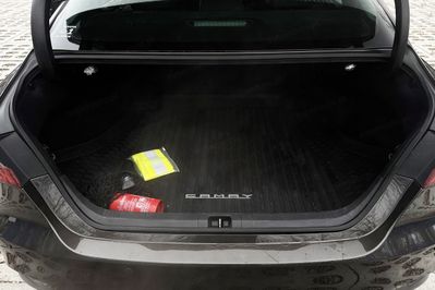 Toyota Camry Executive 2.5 Hybrid  CVT