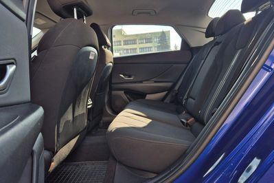 Hyundai Elantra 1.6 Smart DCT