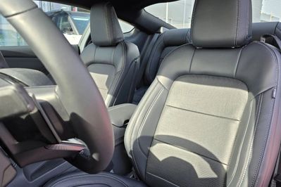 Ford Mustang GT Fastback 5.0 V8