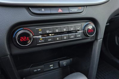 Kia Ceed 1.5 T-GDI M DCT