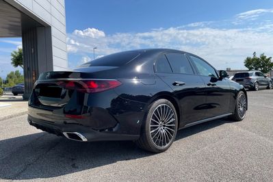 Mercedes Klasa E 200  4-Matic AMG