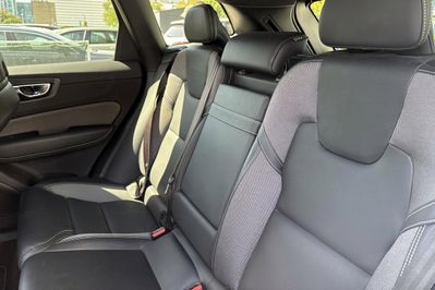 Volvo XC60 B4 B R-Design