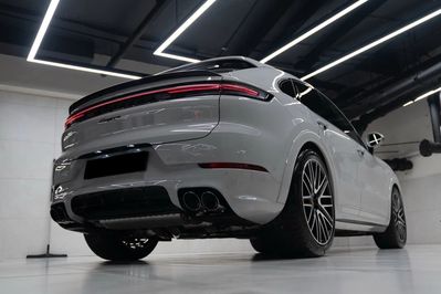 Porsche Cayenne Coupe