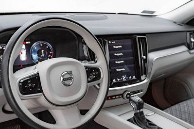 Volvo V60 Cross Country D4 AWD