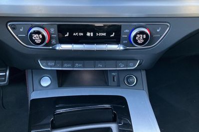Audi Q5 40 TDI mHEV Quattro S Line S tronic
