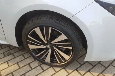 Toyota Corolla Style 1.8 Hybrid