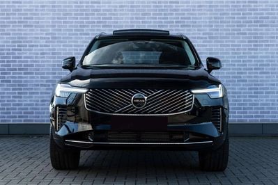 Volvo XC90 T8 AWD Plug-In Hybrid Ultra Bright 7os