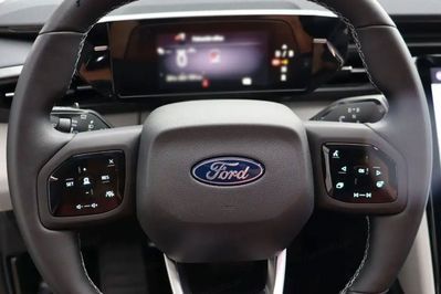 Ford Explorer "Explorer" 77kWh RWD