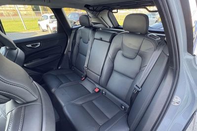 Volvo XC60 T6 Plug-In Hybrid AWD Ultra Bright