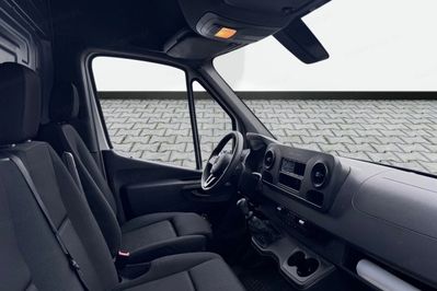 Mercedes Sprinter 317 CDI (długi)