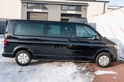 Volkswagen Caravelle T6.1 L2H1 AT