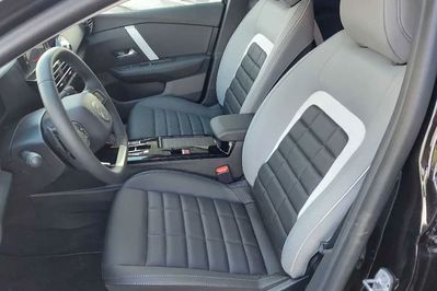 Citroen C4 Max EAT8 1.2 PureTech