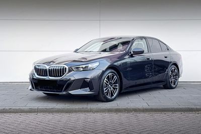 BMW Seria 5 530e xDrive M Sport