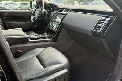 Land Rover Discovery 2.0 P300 Dynamic HSE