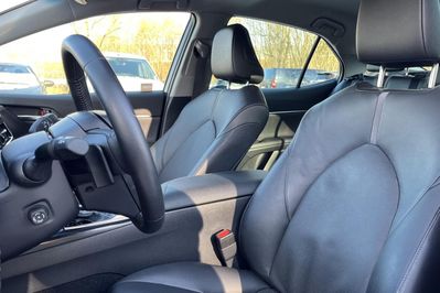 Toyota Camry Executive CVT