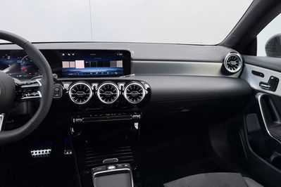 Mercedes CLA 200 AMG Line