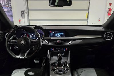Alfa Romeo Stelvio 2.0 Turbo Veloce Q4 aut
