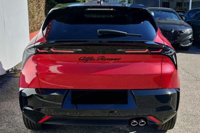 Alfa Romeo Junior 1.2 Ibrida Ti