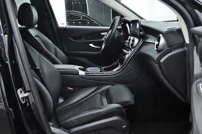 Mercedes GLC 200 4MATIC AMG Line