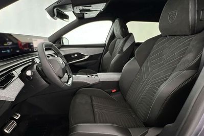 Peugeot 5008 GT 1.2 mHEV e-DCS6
