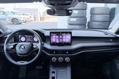 Skoda Superb TSI Essence DSG