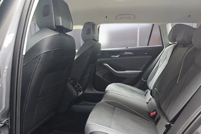 Volkswagen Passat 1.5 TSI  DSG