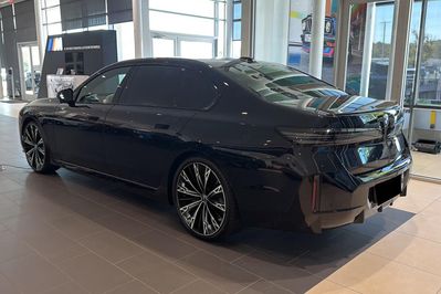 BMW Seria 7 740 xDrive M Sport