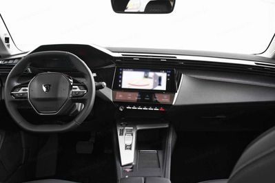 Peugeot 408 Business S&S e-DCS6 1.2 PureTech mHEV