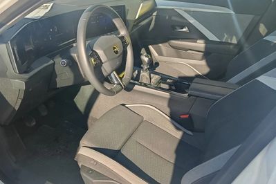 Opel Astra 1.2 T Business Edition S&S