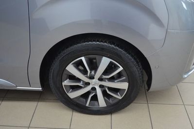 Toyota Proace Verso Long L2H1 Business AT