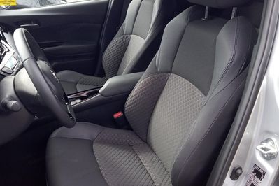 Toyota C-HR 1.8 Hybrid Style