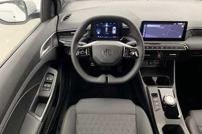 MG 3 Exclusive 1.5 Hybrid+ AT