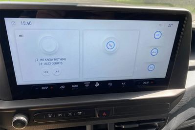 Ford Transit Custom Kombi M1 320 L2H1 Trend A8