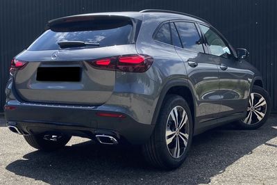 Mercedes GLA 220 4-Matic Progressive