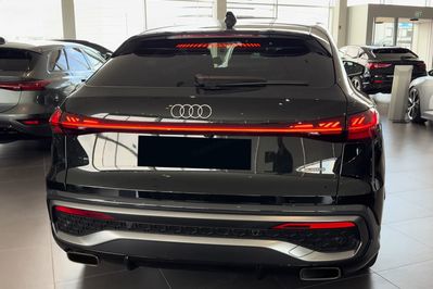 Audi Q5 e-Hybrid quattro Sportback S line