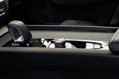 Volvo XC60 T6 Plug-in Hybrid Core