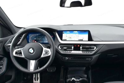 BMW Seria 1 118i M Sport