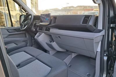 Volkswagen Crafter L4H3 AT8