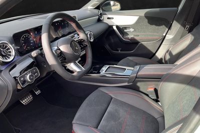 Mercedes Klasa A 250 e PHEV AMG Line 8G-DCT