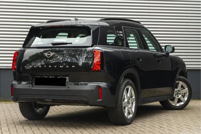 Mini Countryman D Linia Essential