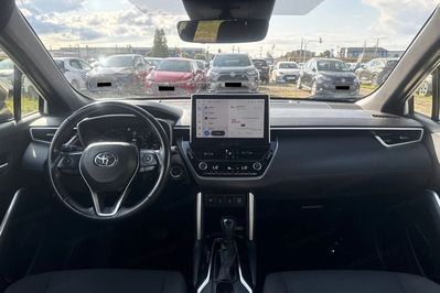Toyota Corolla Cross Hybrid  Style AWD