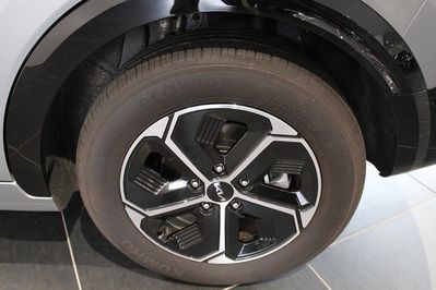 Kia Niro 1.6 GDI Hybrid L