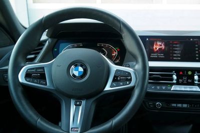 BMW Seria 2 218i Sport Line aut